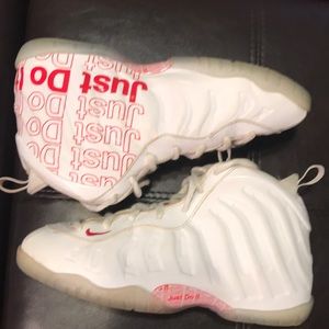 Nike big kids little posite one basketball shoes size 2.5y